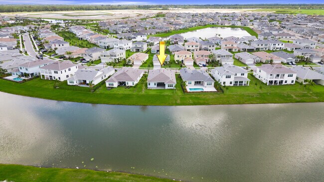 Building Photo - 5579 Liberty Ln