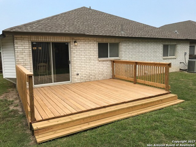 Building Photo - 7138 Valewood View