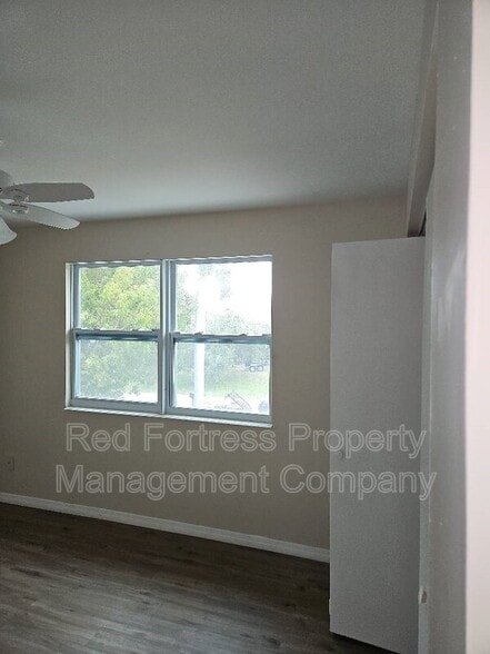 Building Photo - 17306 Whitewater Ct