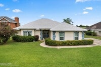 Building Photo - 3243 Country Club Dr