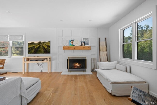 Building Photo - 805 Kayleighs Ct