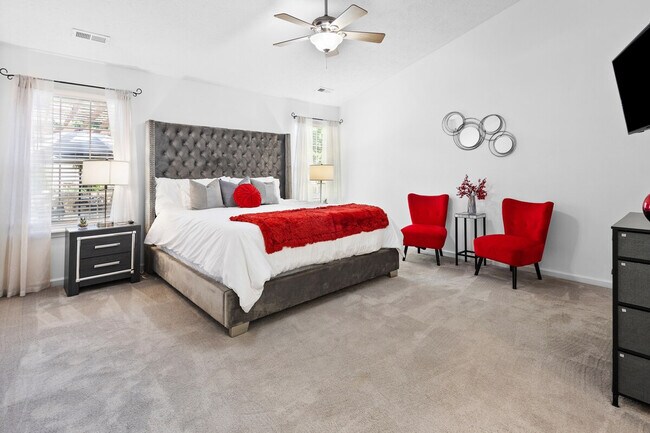 Building Photo - 13847 Catalina Dr