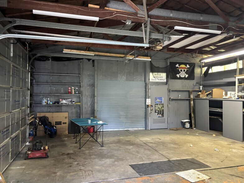 Building Photo - 6125 Seaman Rd