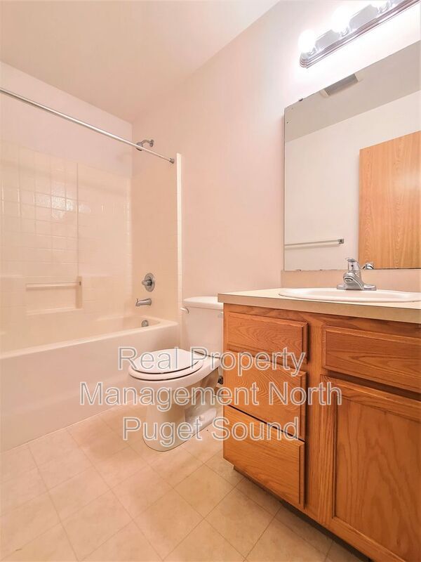 Building Photo - 5328 138th St NE