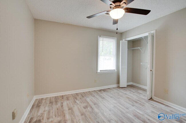 Building Photo - 8146 Oldfield Rd SW