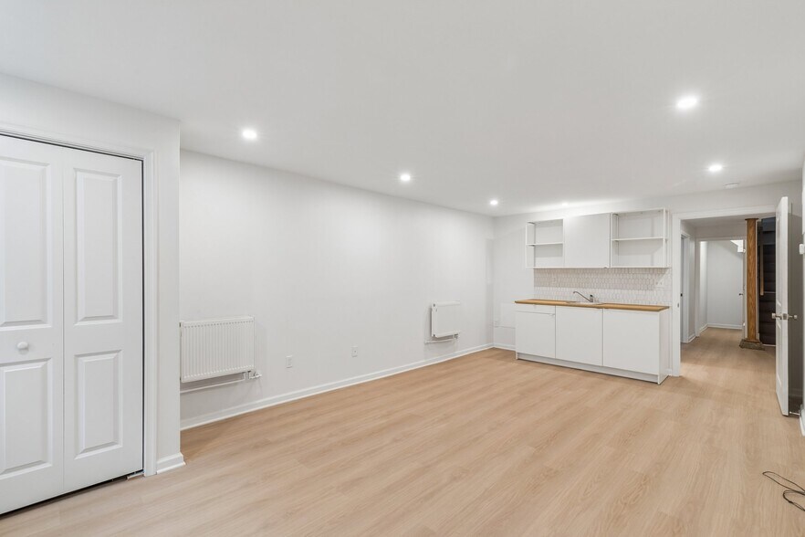 Building Photo - 5651 N 20th St