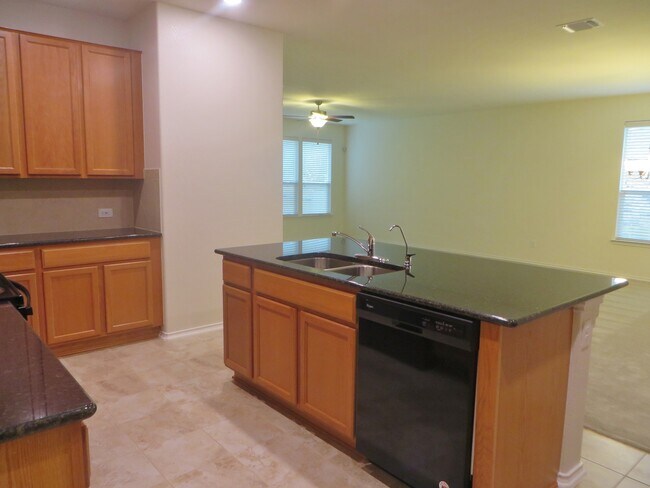 Building Photo - 4 Bedroom 2 Bathroom Creekside At Georgetown Village Home