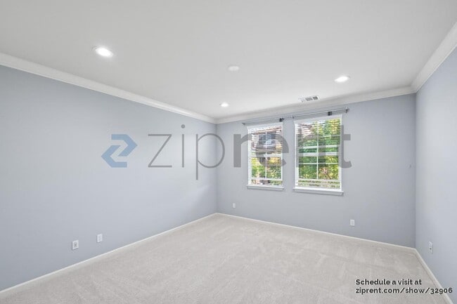 Building Photo - 3126 Fioli Way