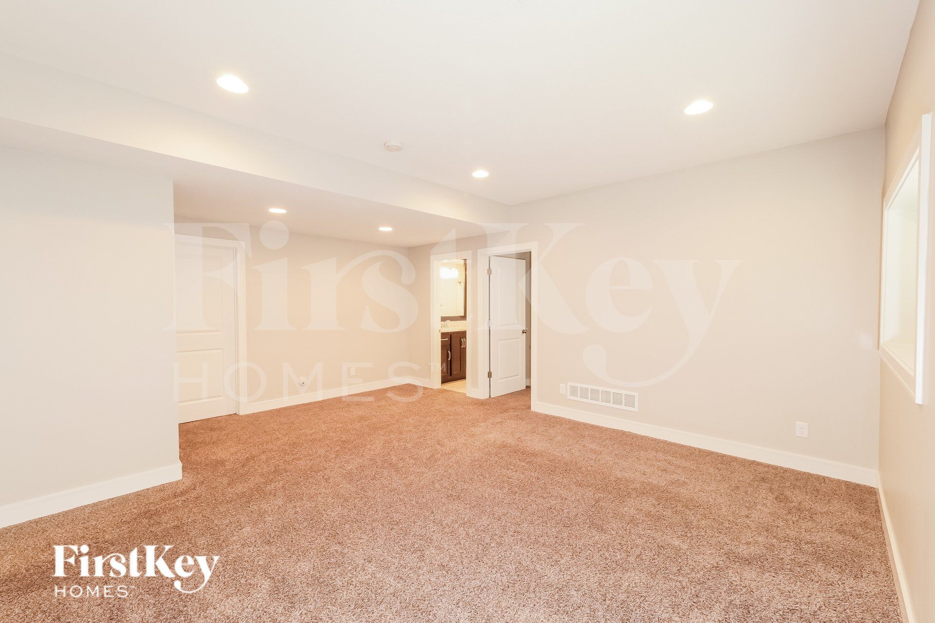 Building Photo - 1128 Blackpool Dr