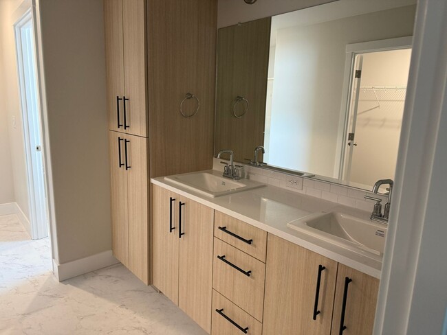 Building Photo - Beautiful Three Bedroom New Construction Home For Rent