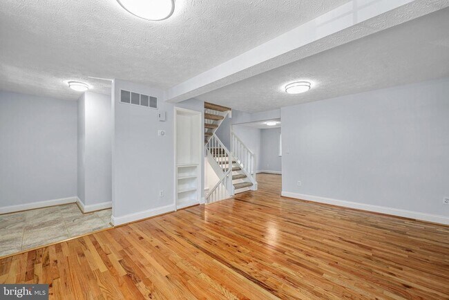 Building Photo - 1632 Barnstead Dr