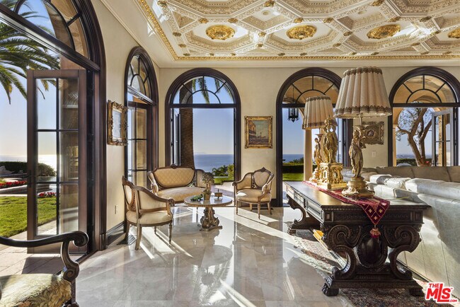 Building Photo - 28 Deep Sea