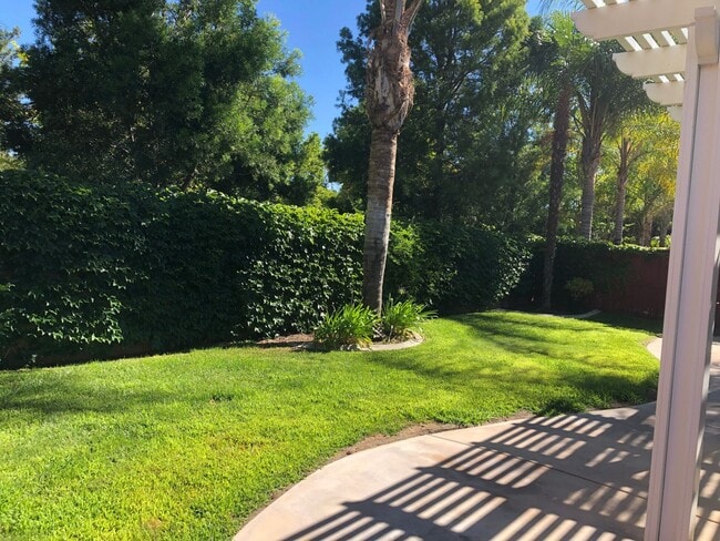 Building Photo - Paseo del Sol 4 Bedroom