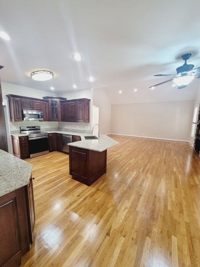 Building Photo - Beautiful Brick Ranch in Campbell County