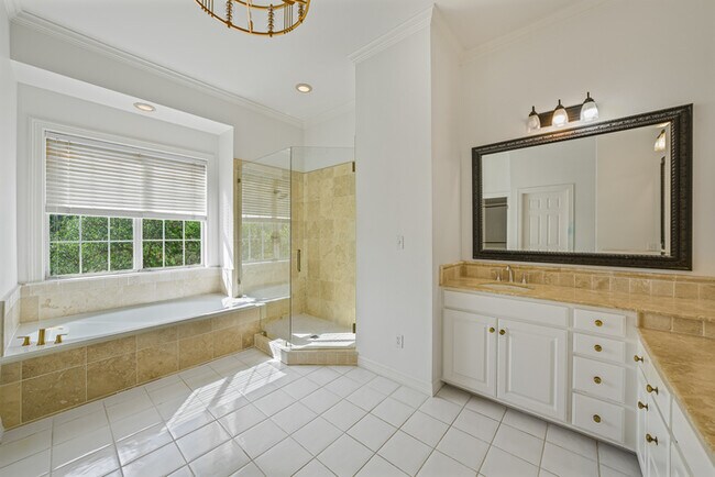 Building Photo - 5305 Cuesta Verde