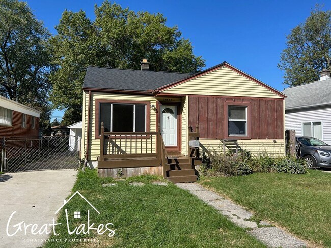 Primary Photo - Beautiful 3 Bedroom 1 Bathroom now availab...
