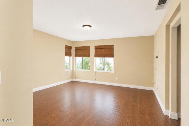 Building Photo - 4576 La Tuna Ct