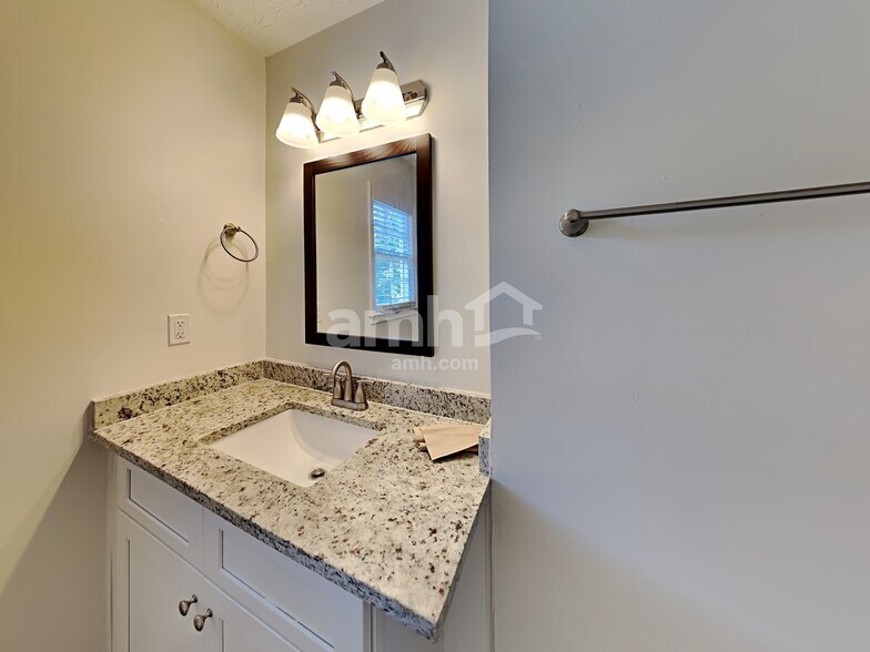 Building Photo - 2718 Ridgely Ct