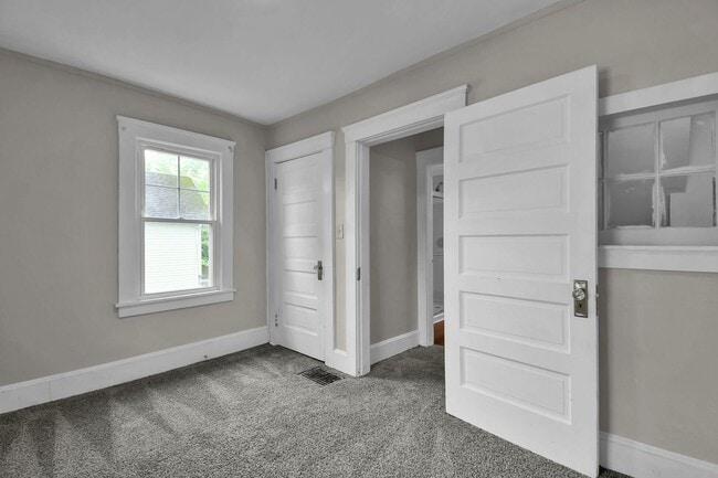 Building Photo - Quant Brick Single Family Rental - Now Available