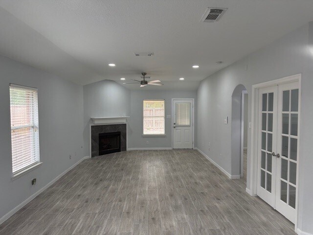Building Photo - 32327 Cross Spring Park Ln