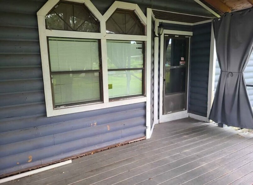 Building Photo - 6532 Mangrove Dr