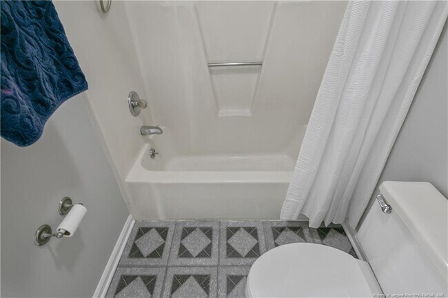 Building Photo - 3970 Loufield Dr