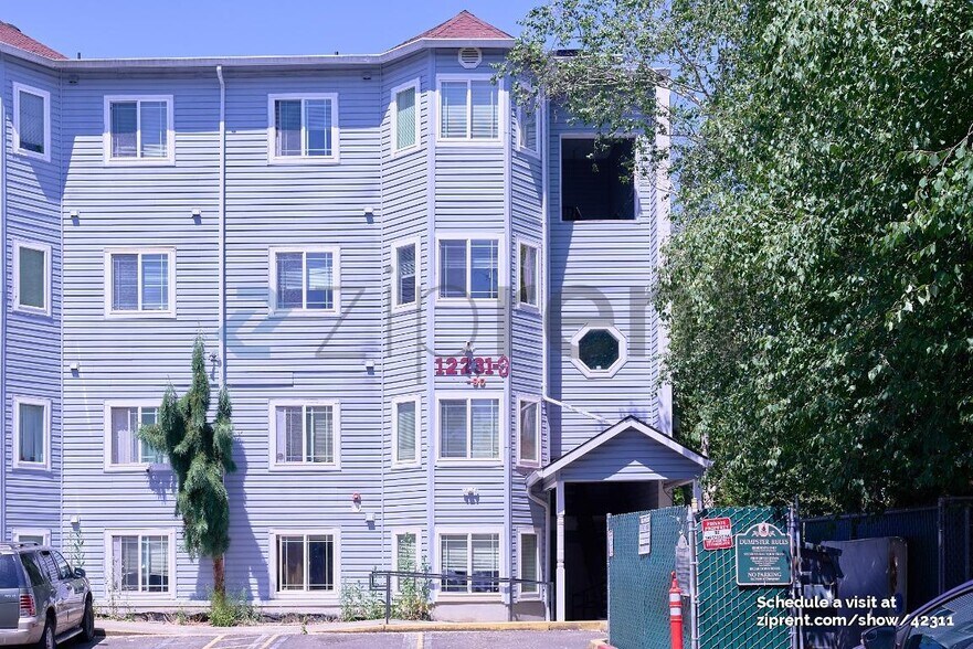 Primary Photo - 12239 SE Bush St