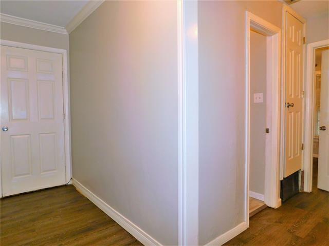 Building Photo - 2412 N Carroll Blvd