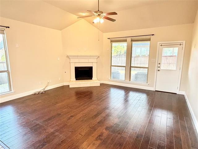 Building Photo - 1500 Grove Dr