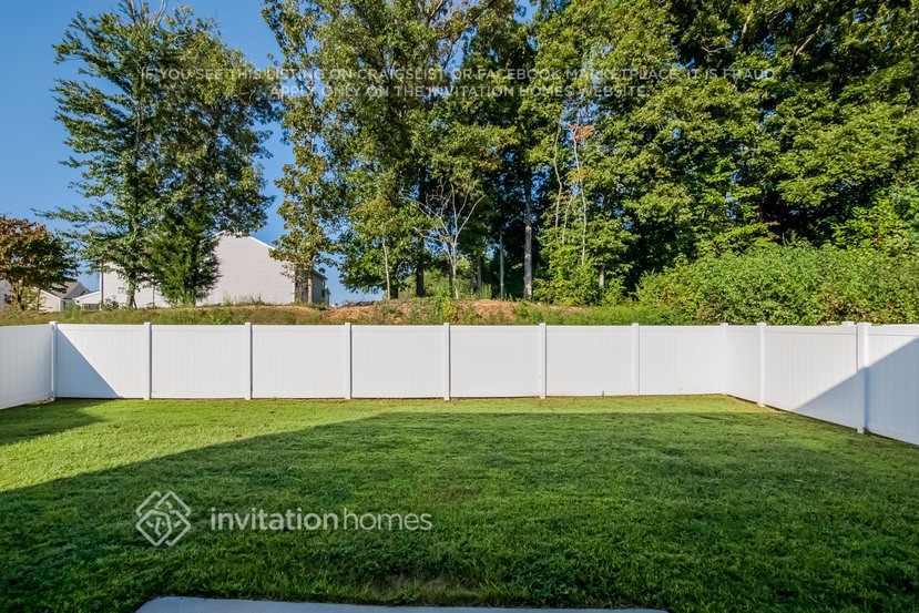 Building Photo - 9507 Pond Vista Court