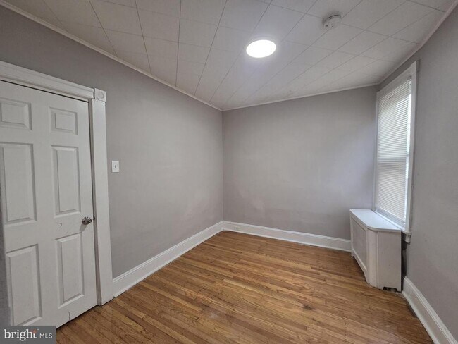 Building Photo - 633 E Allegheny Ave