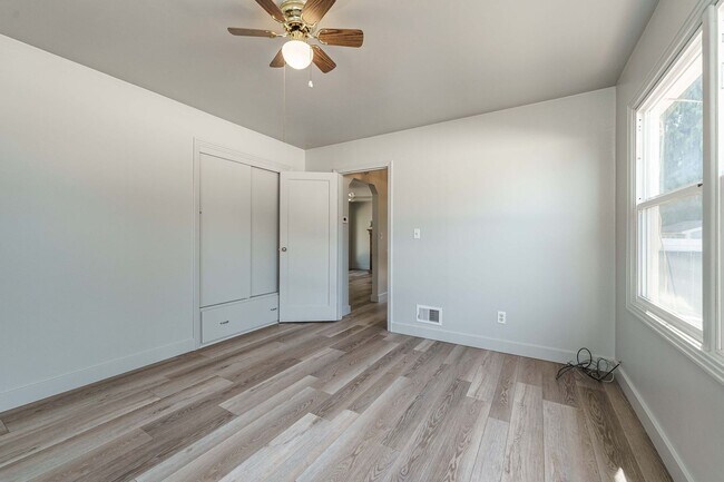 Building Photo - MOVE IN SPECIAL - Charming 1950’s Two-Bedroom with Character & Shared Outdoor Space