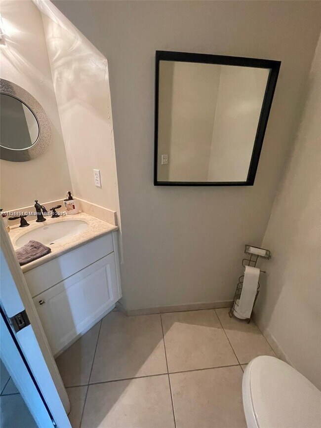Building Photo - 2771 Treasure Cove Cir
