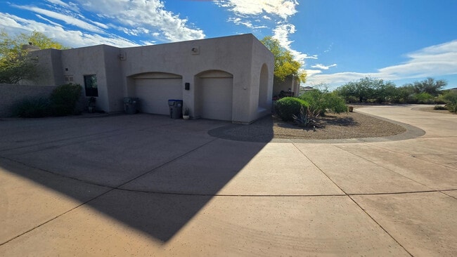 Building Photo - 4485 E Quail Brush Rd