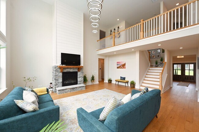 Building Photo - **EXECUTIVE 2022-BUILT HOME IN WILLIAMSON ...