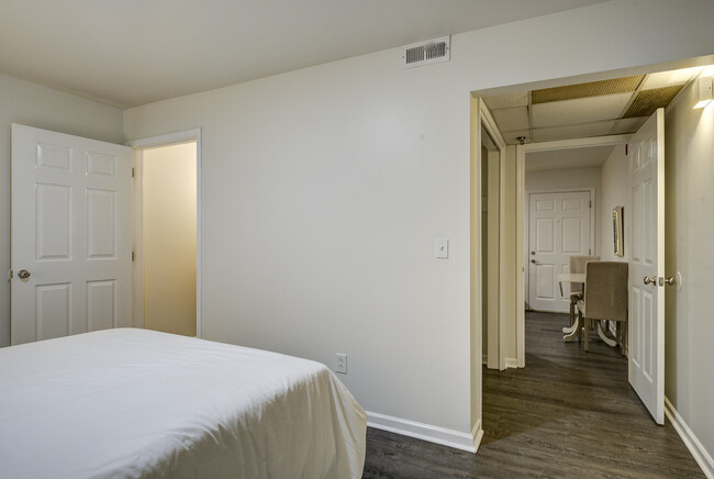 Floorplan - 200-206 S Boone St