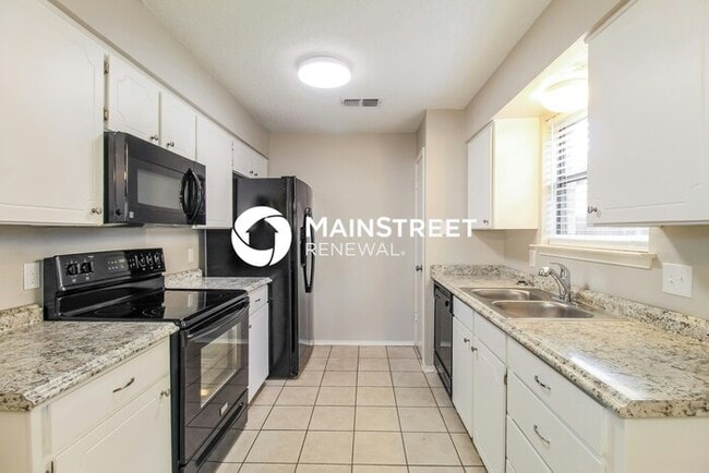 Building Photo - 3 Bedroom Pet-Friendly Home in WATAUGA, TX with Main Street Renewal