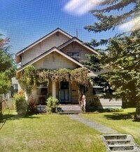 Building Photo - Great 3+ Bedroom 2 Bath House in Tacoma!!