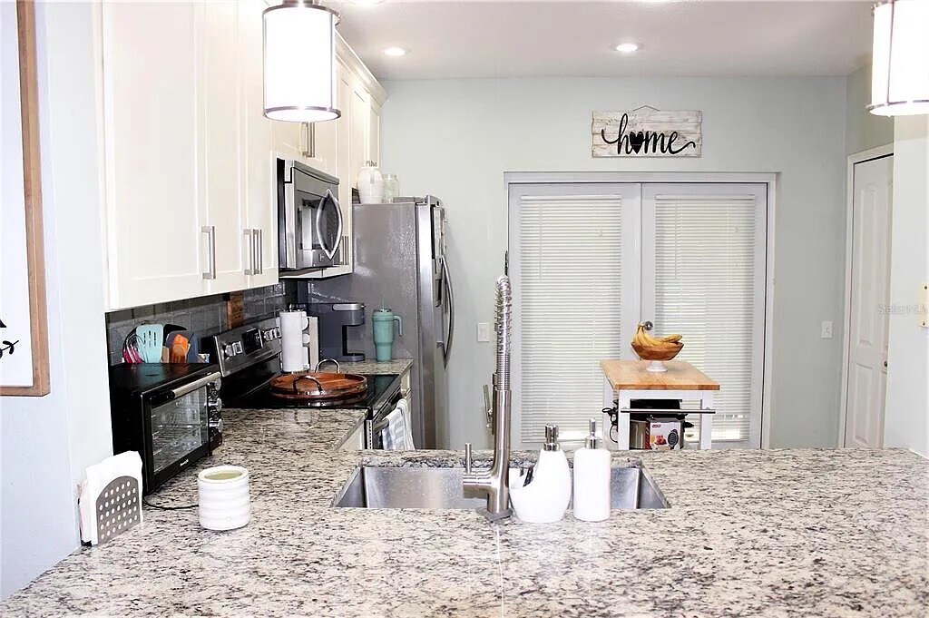 Building Photo - 17413 Flatwoods Key Dr