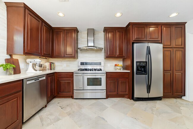 Building Photo - 5438 Briarbend Dr