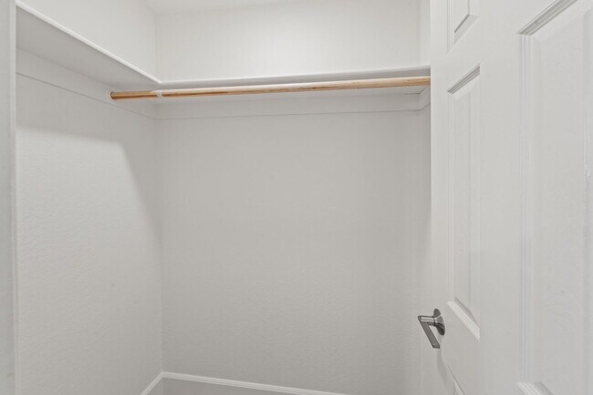 Building Photo - 4741 Choctaw Dr