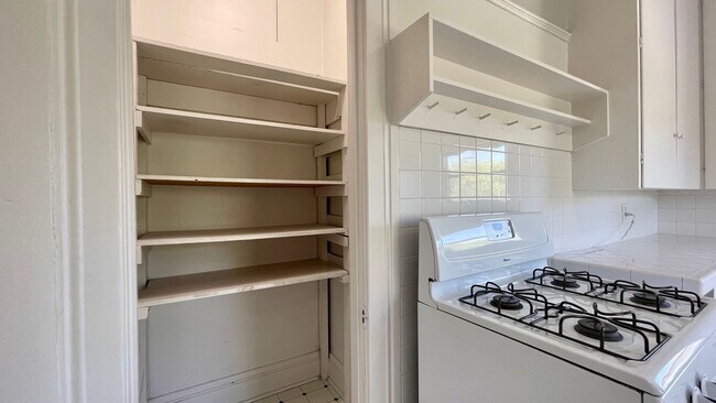 Building Photo - Charming Railroad District 2-Bedroom with Large Deck and 1-Car Garage
