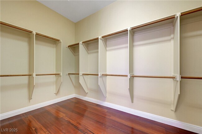 Building Photo - 229 Muldowney Ln