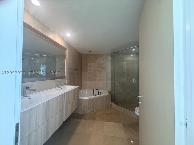 Building Photo - 6000 Indian Creek Dr