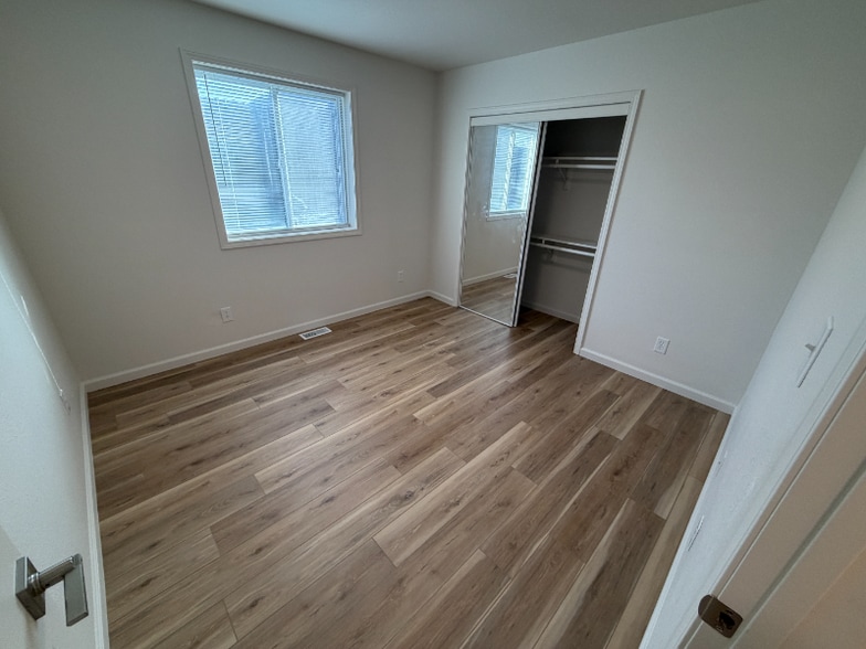 Building Photo - 1710 Challis Dr