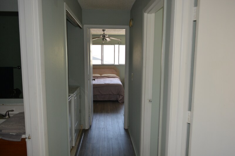 Building Photo - 973 Whitman Dr