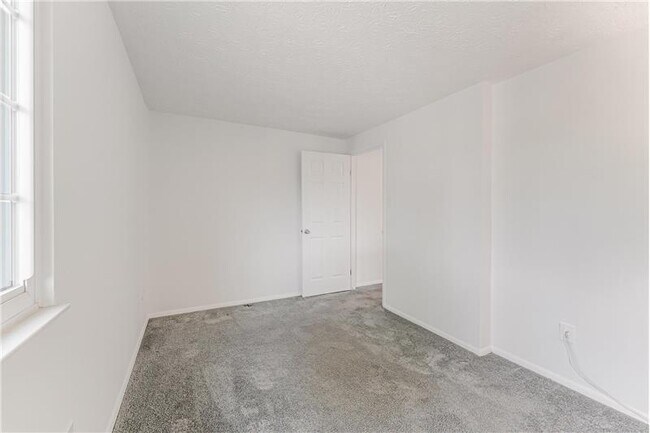 Building Photo - 1682 Harvest Green Ct