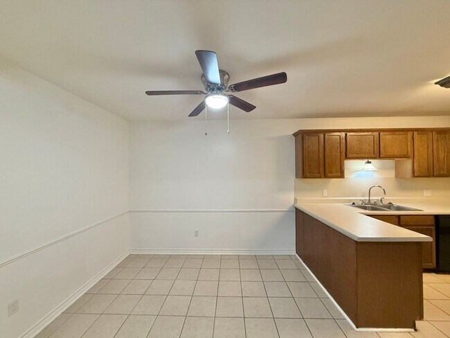 Building Photo - Available Now! 2 Bedroom 2 BathTownhome!