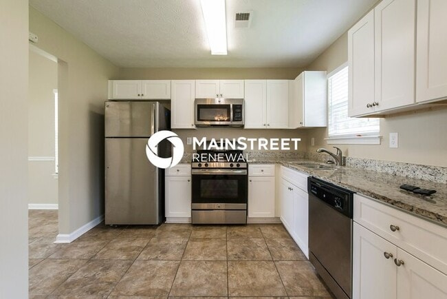 Building Photo - 3 Bedroom Pet-Friendly Home in Union City,...