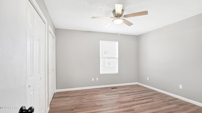 Building Photo - 1028 Spring Ave